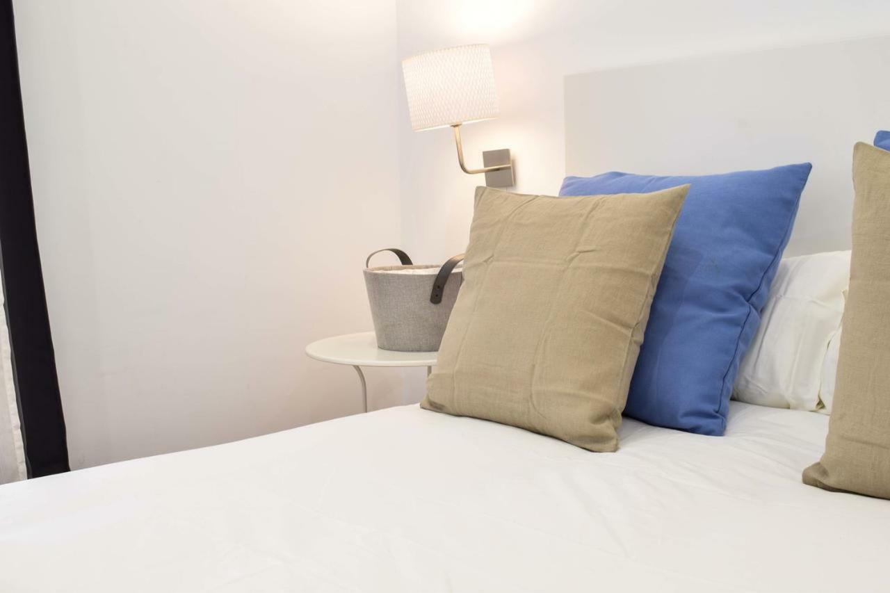Lyrioshomes Malaga Cervantes 外观 照片