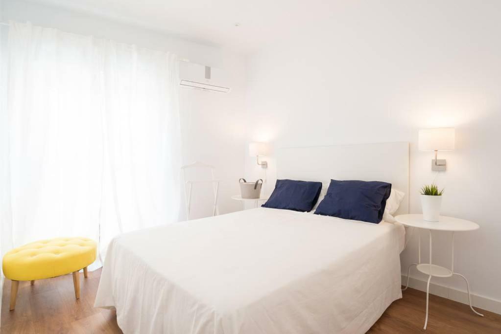 Lyrioshomes Malaga Cervantes 外观 照片